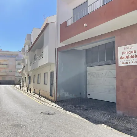 Algarve, T2 Apartment W/Balcony, Armacao De Pera Appartement