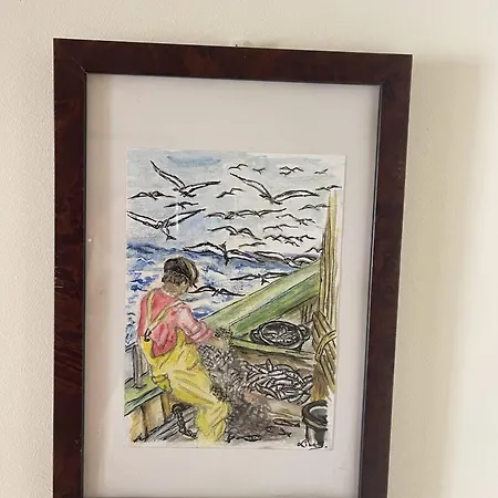 Algarve, Spacious T2 With Balcony And Garage,