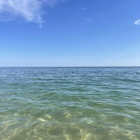 Appartement Algarve, Spacious T2 With Balcony And Garage,