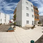 Algarve, T2 Apartment W/Balcony, Armacao De Pera Apartment Armacao de Pera