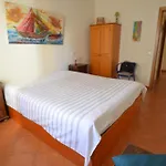 Algarve, T2 Apartment W/Balcony, Armacao De Pera Apartment