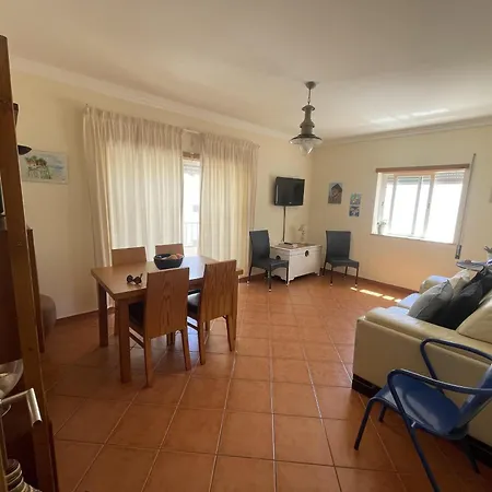 Algarve, Spacious T2 With Balcony And Garage, *