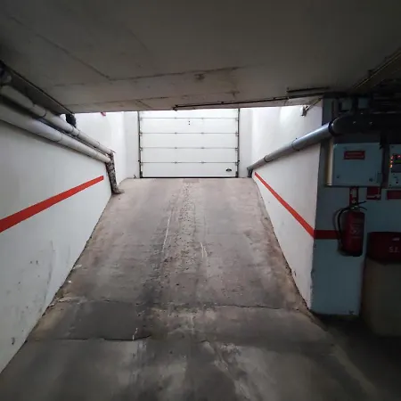 Algarve, Spacious T2 With Balcony And Garage, شقة *